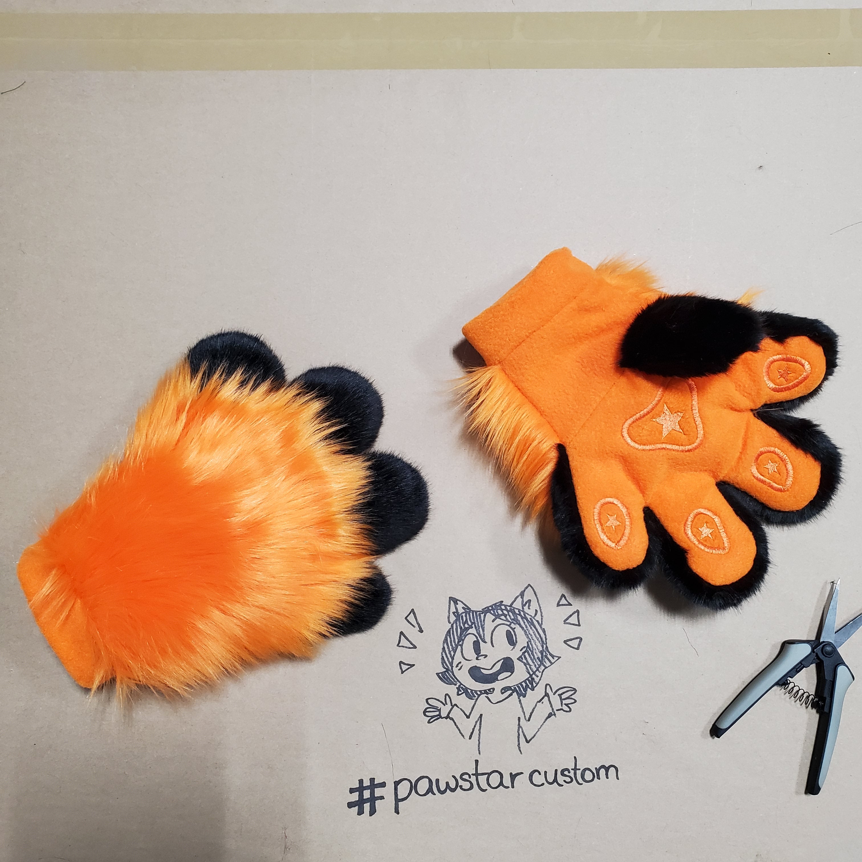 ★ CUSTOM - PawMitts - Pawstar Pawstar PawMitts cosplay, costume, custom, furry, fursuit, hand paws, paw