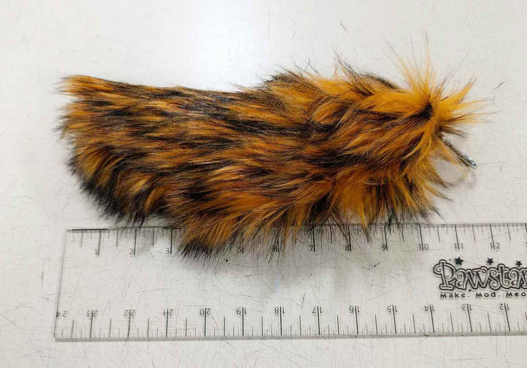 Micro Wolf Tail Keychain - Wild Wolf Fur